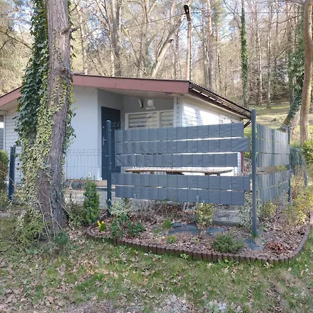 Vakantiehuis Maly Domek Nad Zatoka Roznowska *